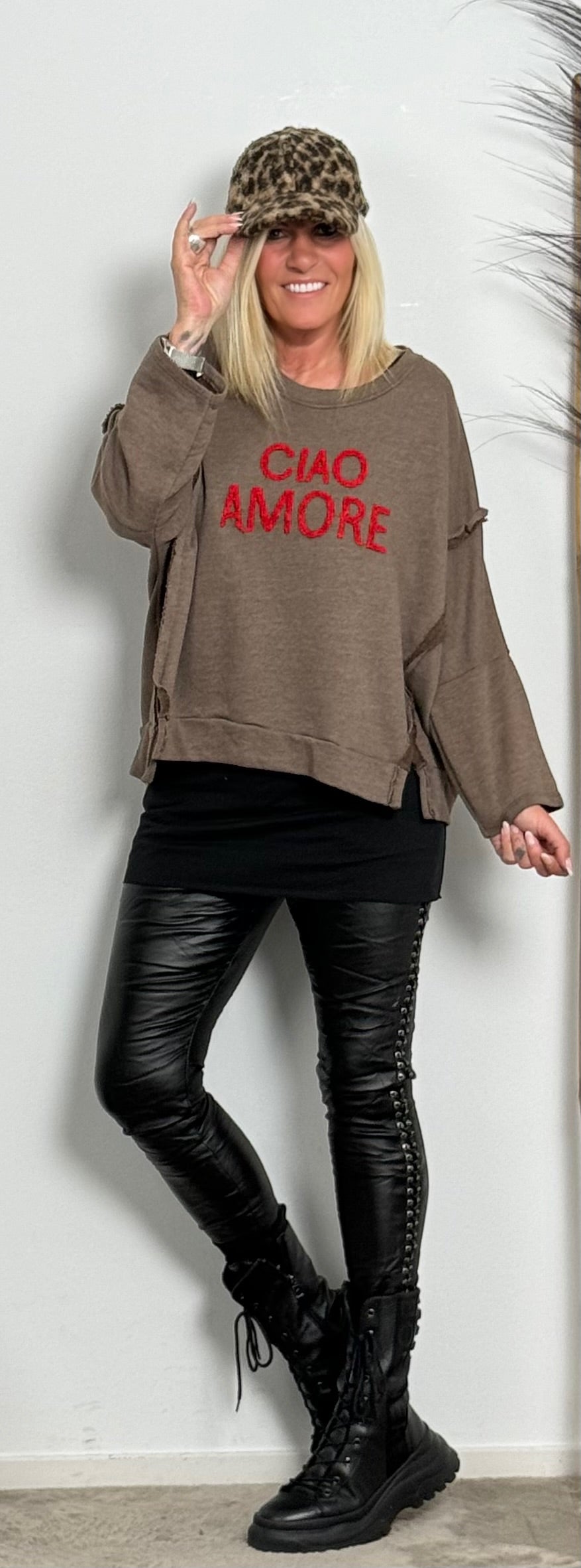 Boxy sweatshirt "Ciao Amore" - chocolade