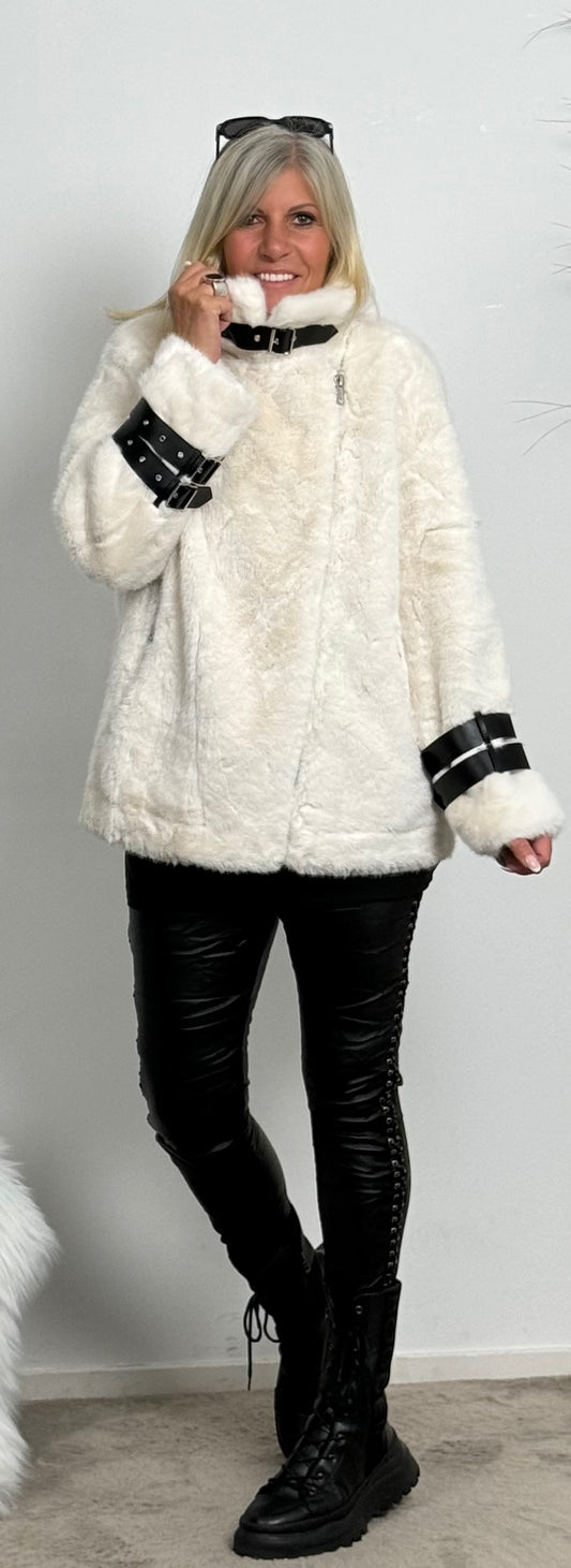 Faux fur jacket with zipper "Angelina" - offwhite