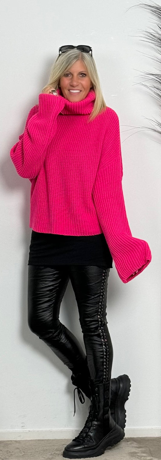 Boxy chunky knit sweater with turtleneck "Ivory" - pink