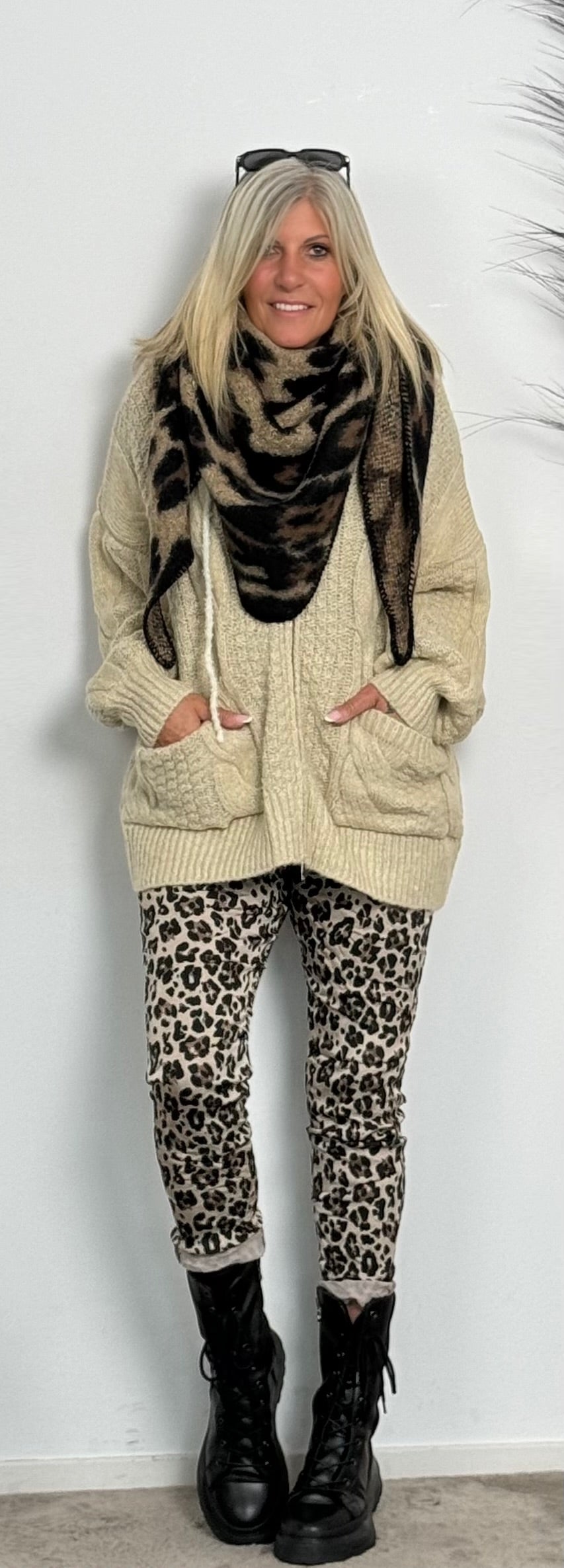 Cardigan with hood "Joyn" - beige