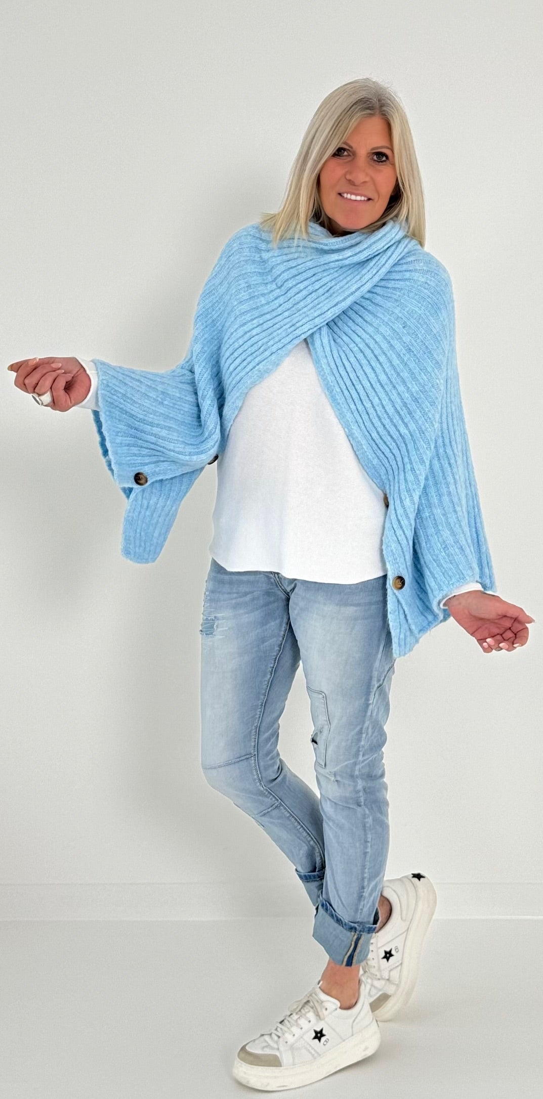 Poncho/Überwurf Modell "Mona" - babyblau