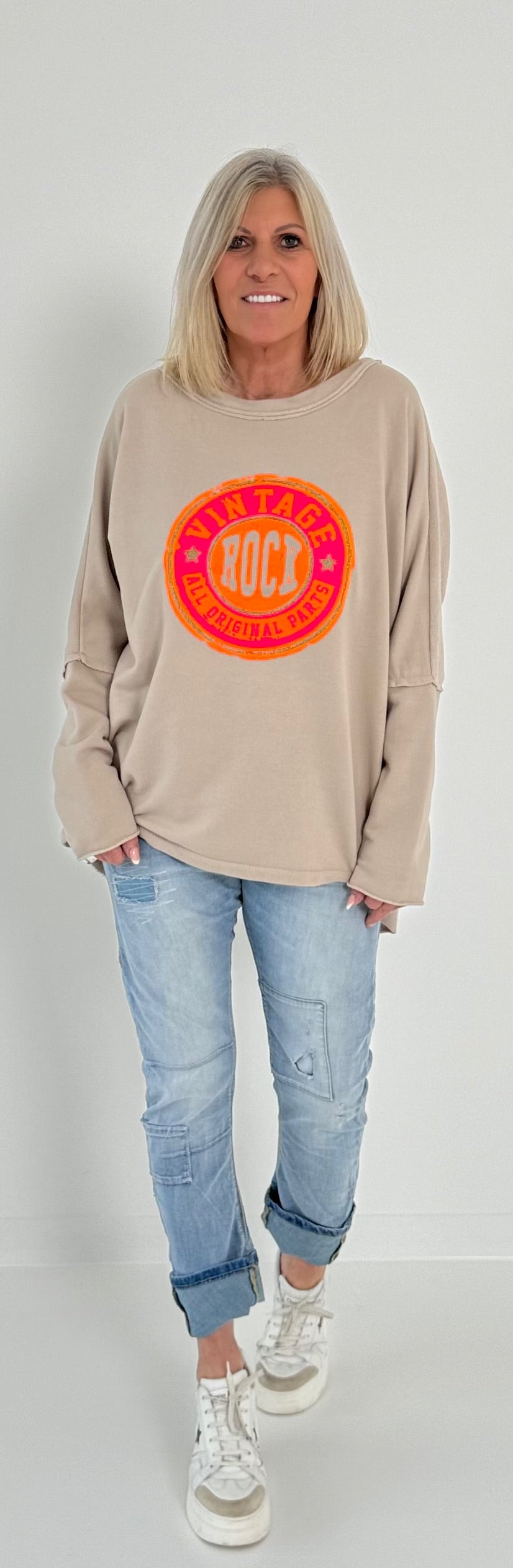 Sweatshirt mit Rückenausschnitt Modell "Rock Vintage" - beige