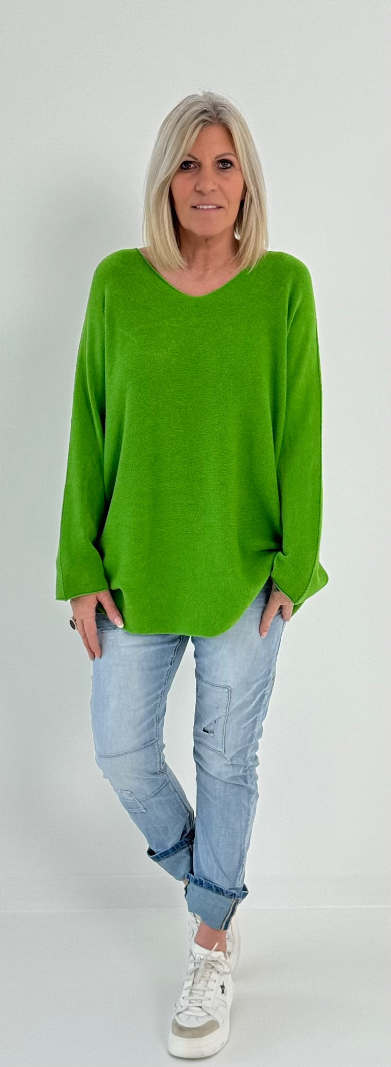 Pullover V-Neck Modell "Nena" - grün