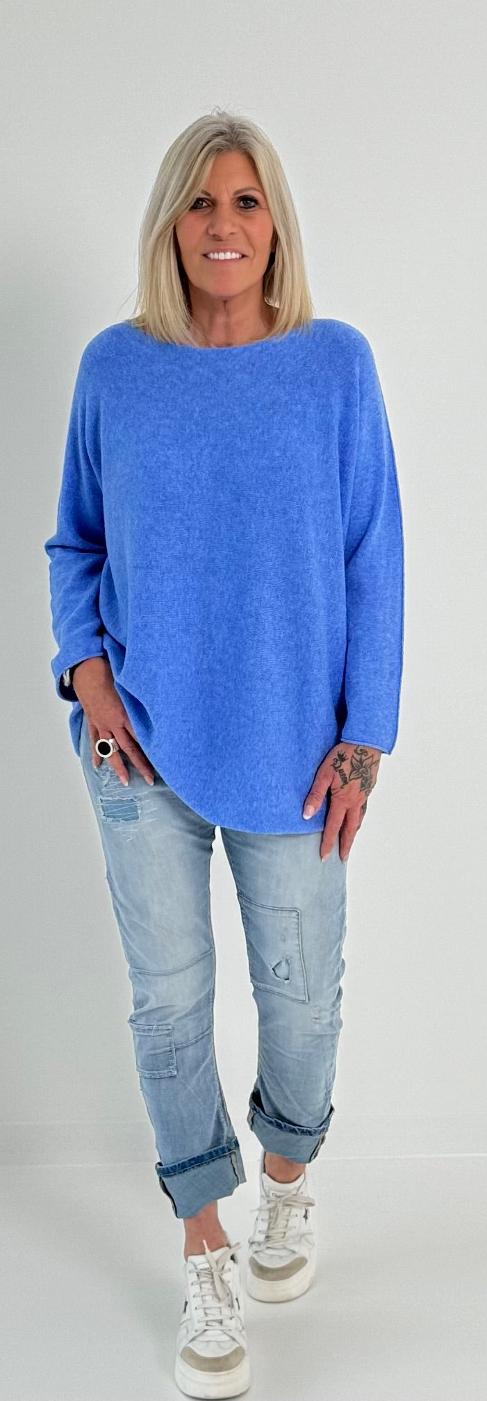 Feinstrick Pulli mit Rundhals Modell "Jess" - blau