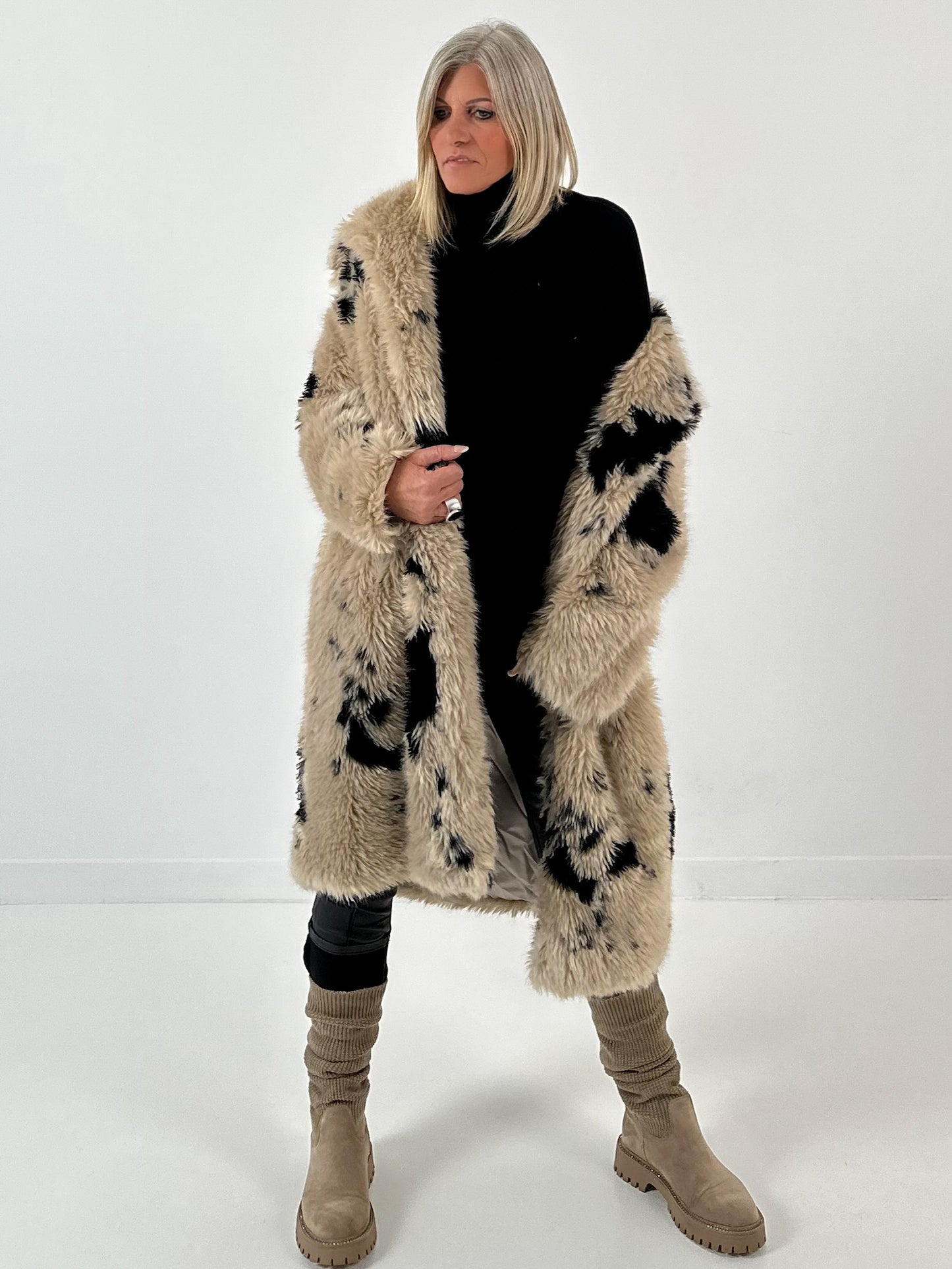 Jasmodel "Iconic Flur" - beige-zwart