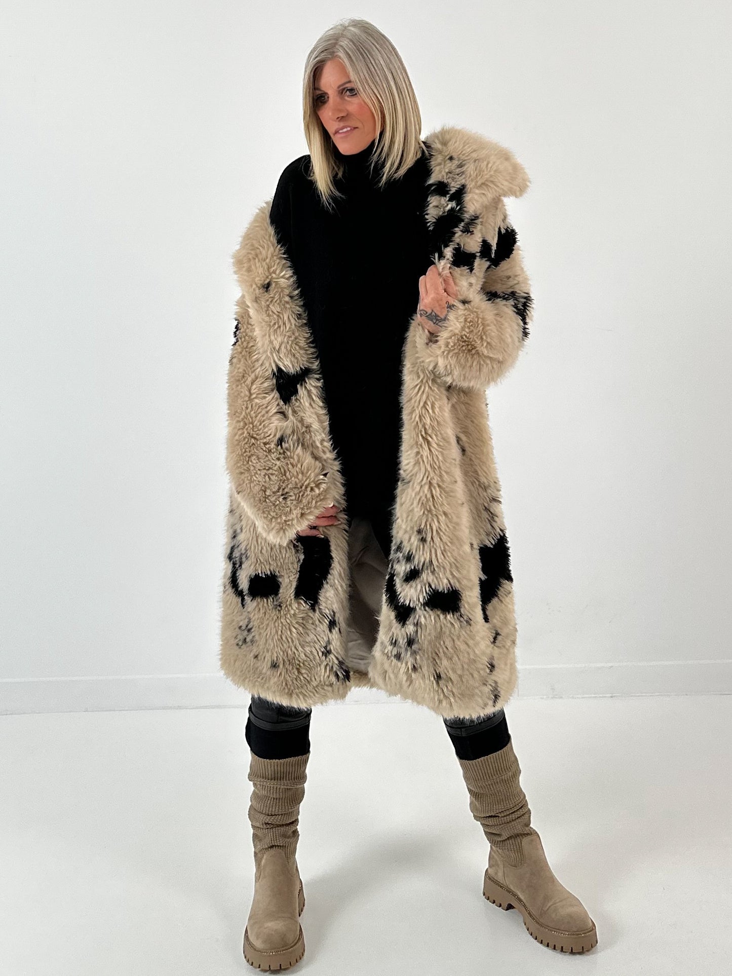 Jasmodel "Iconic Flur" - beige-zwart