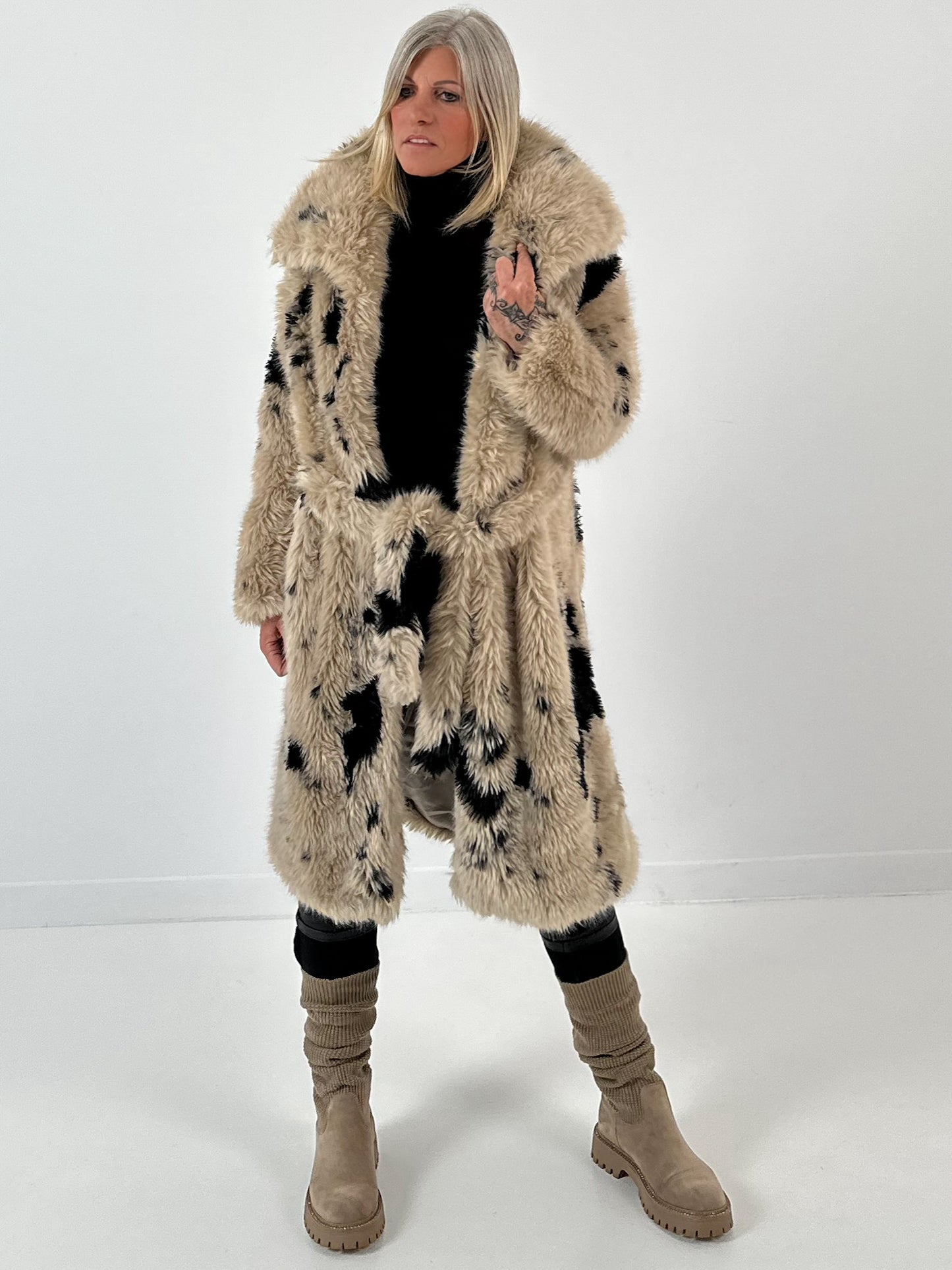 Jasmodel "Iconic Flur" - beige-zwart