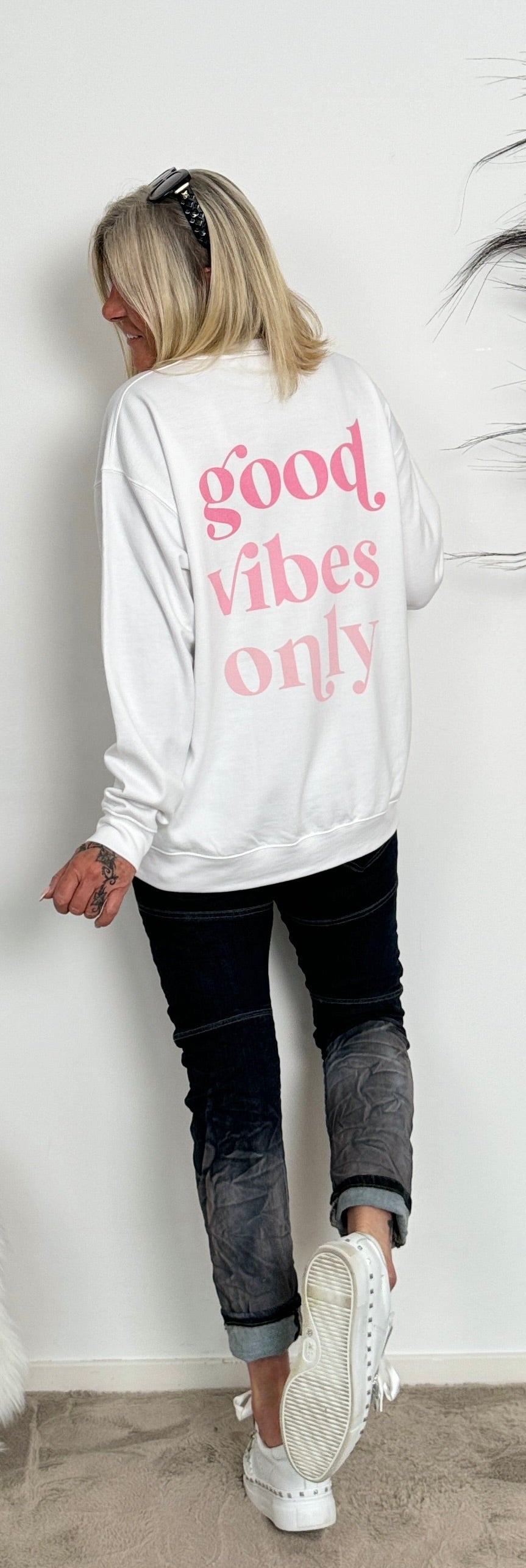 Sweatshirt "Good Vibes Only" - white-pink