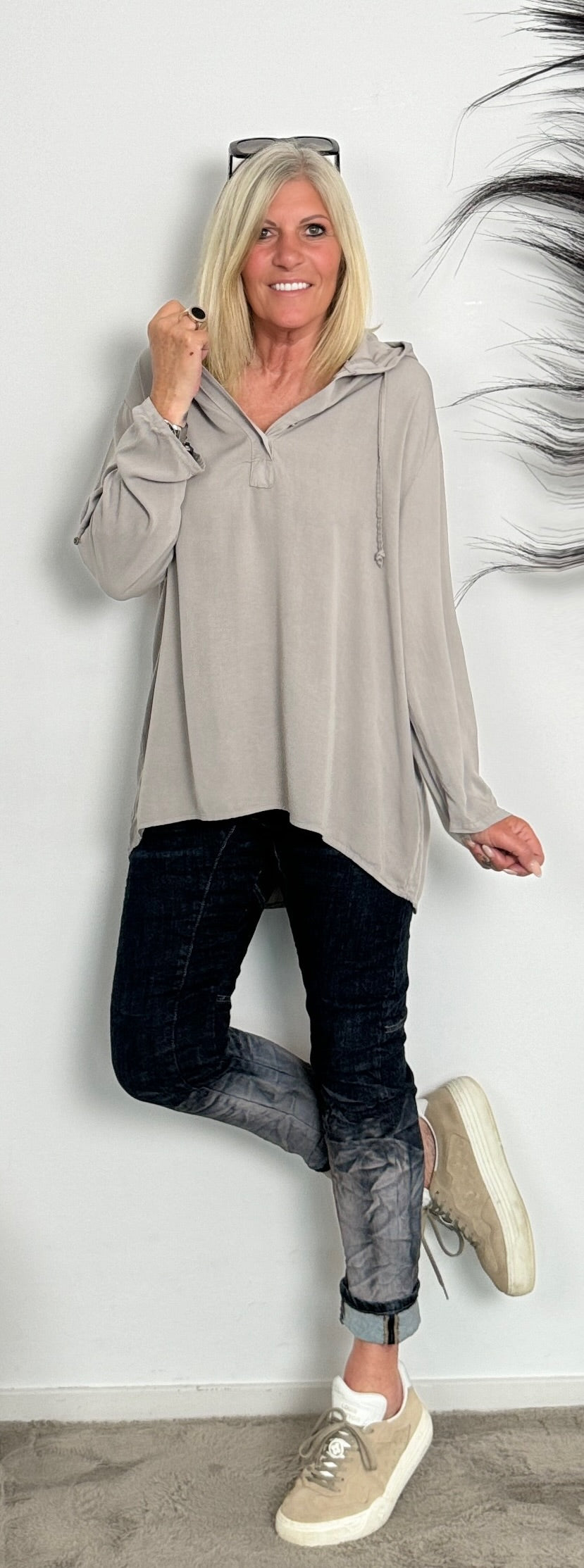 Blouse met capuchon "Nele" - taupe