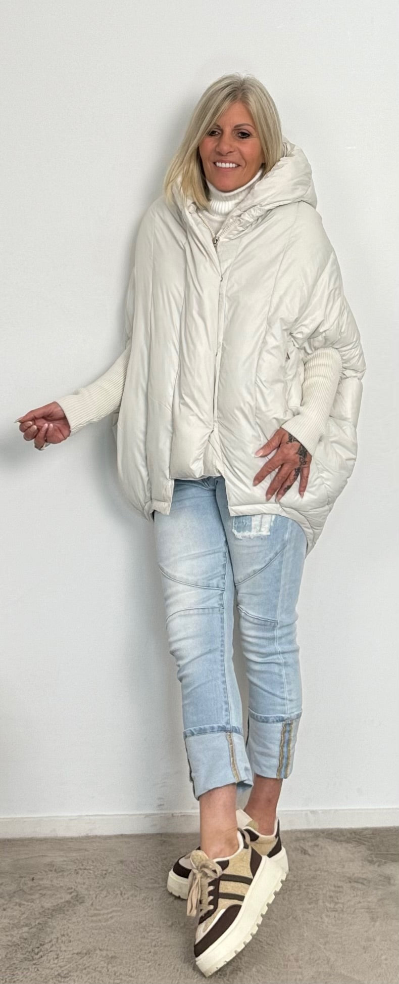 Oversized jacket with knitted sleeves "Lindsay" - beige