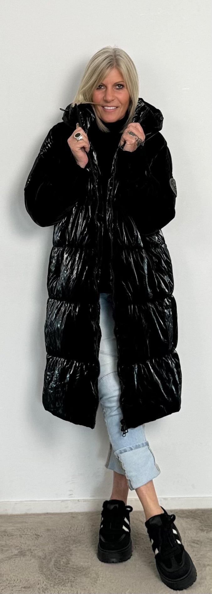 Quilted coat "Infinity" - black