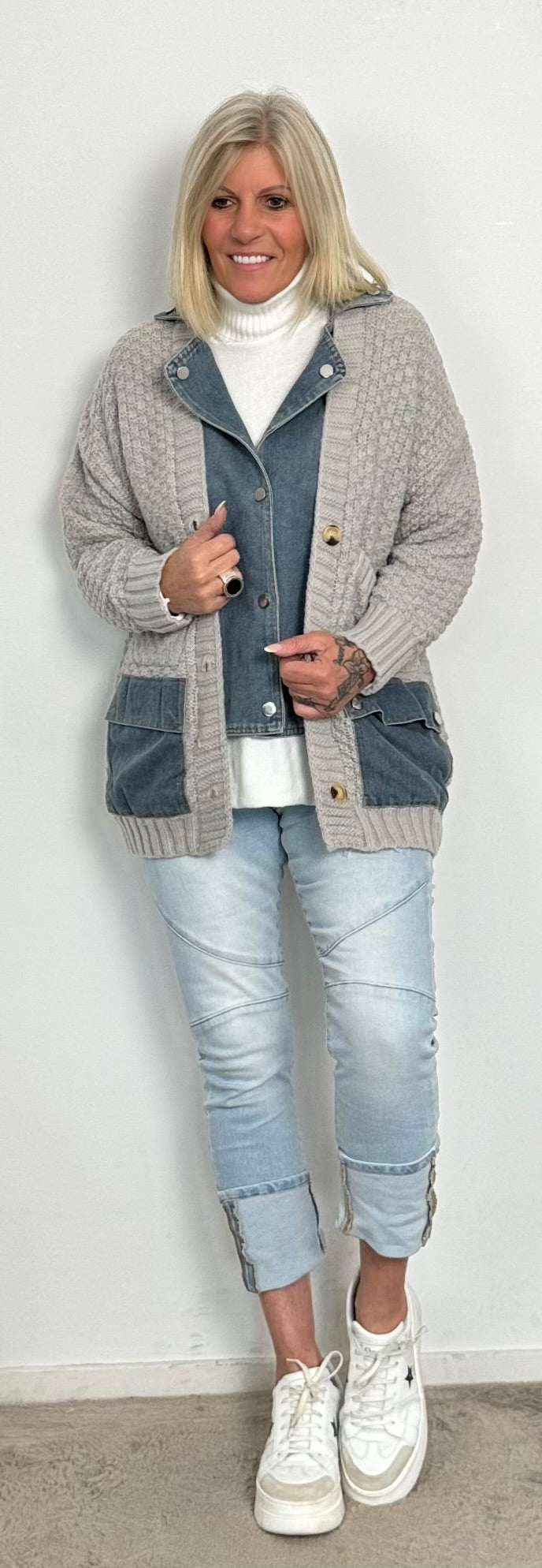 Strickjacke mit Jeanselementen "Cleo" - grau-denim