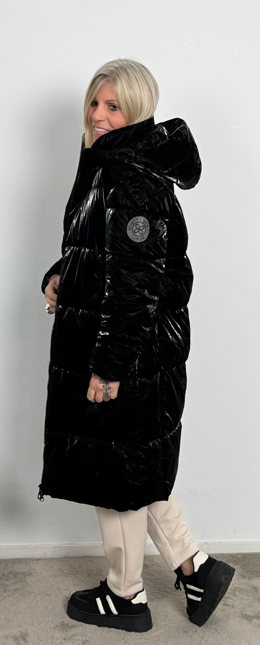 Quilted coat "Infinity" - black