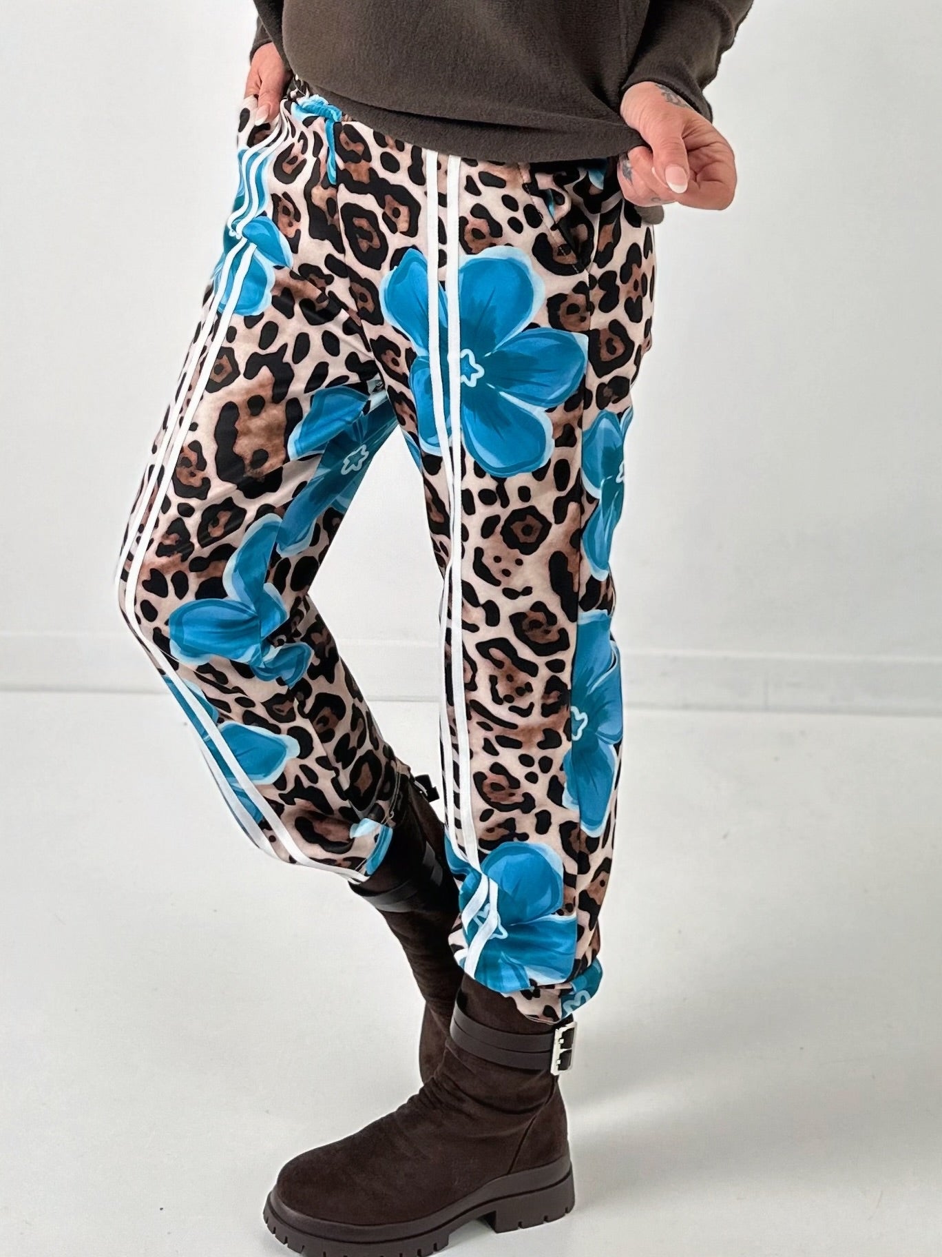 Pants model "Wild Blossom" - turquoise-multicolored