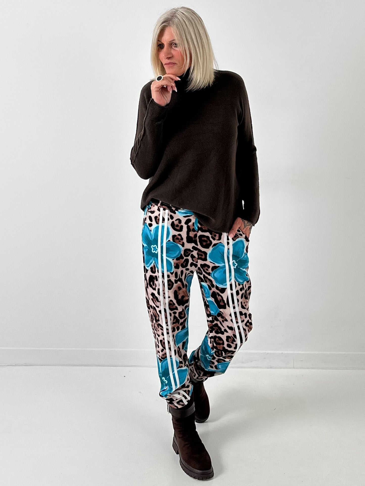 Pants model "Wild Blossom" - turquoise-multicolored