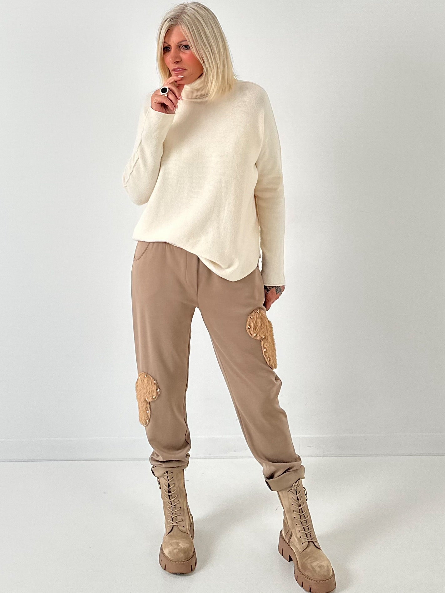 Turtleneck sweater model "Pure Comfort" - ecru (available from approx. 06.10.25)