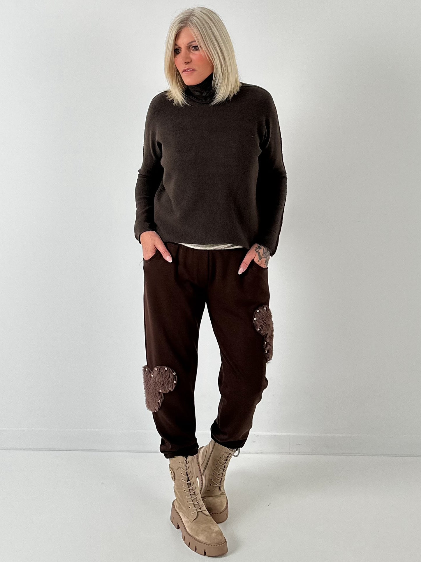 Pants model "Furry Patch" - chocolate