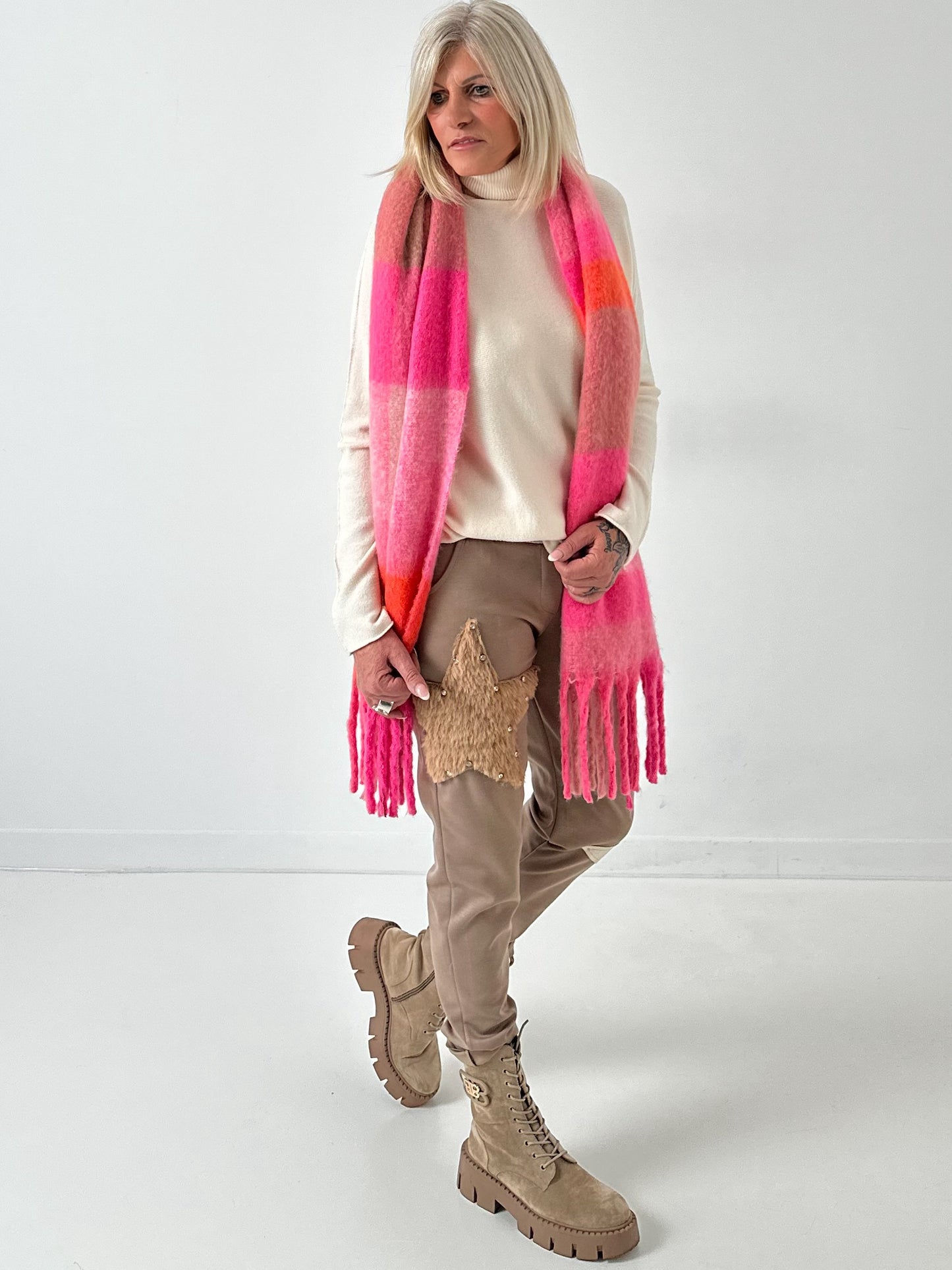 Pants model "Star" - taupe