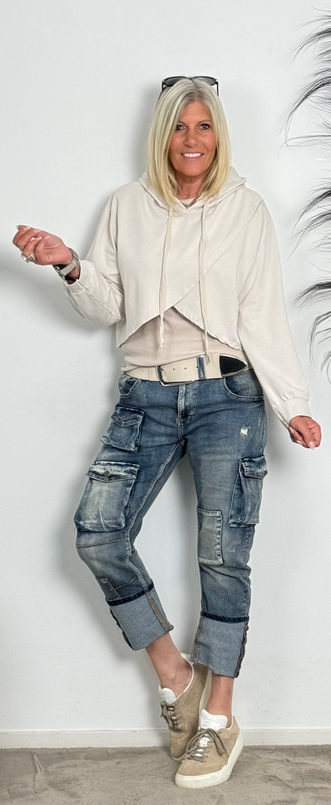 Crop stone washed hoodie met capuchon "Lara" - beige