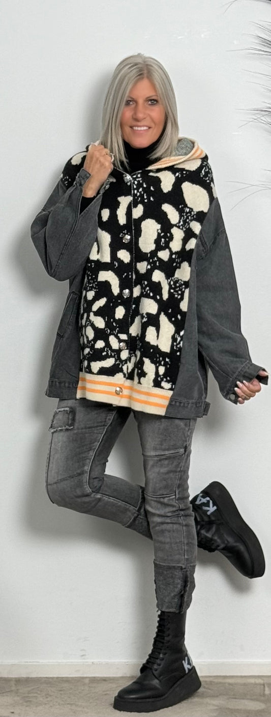 Oversized denim jacket with Leo knit insert "Joyce" - black-leo