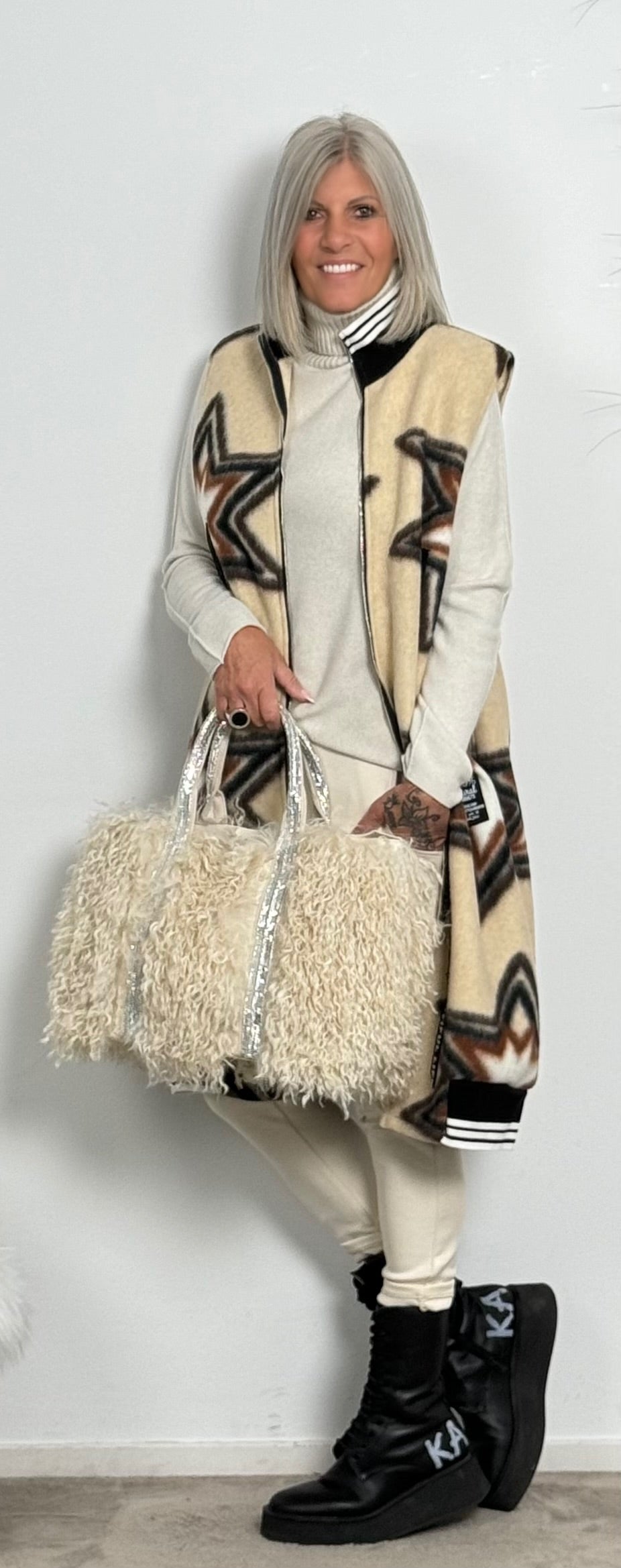 Fur bag "Juna" - light beige