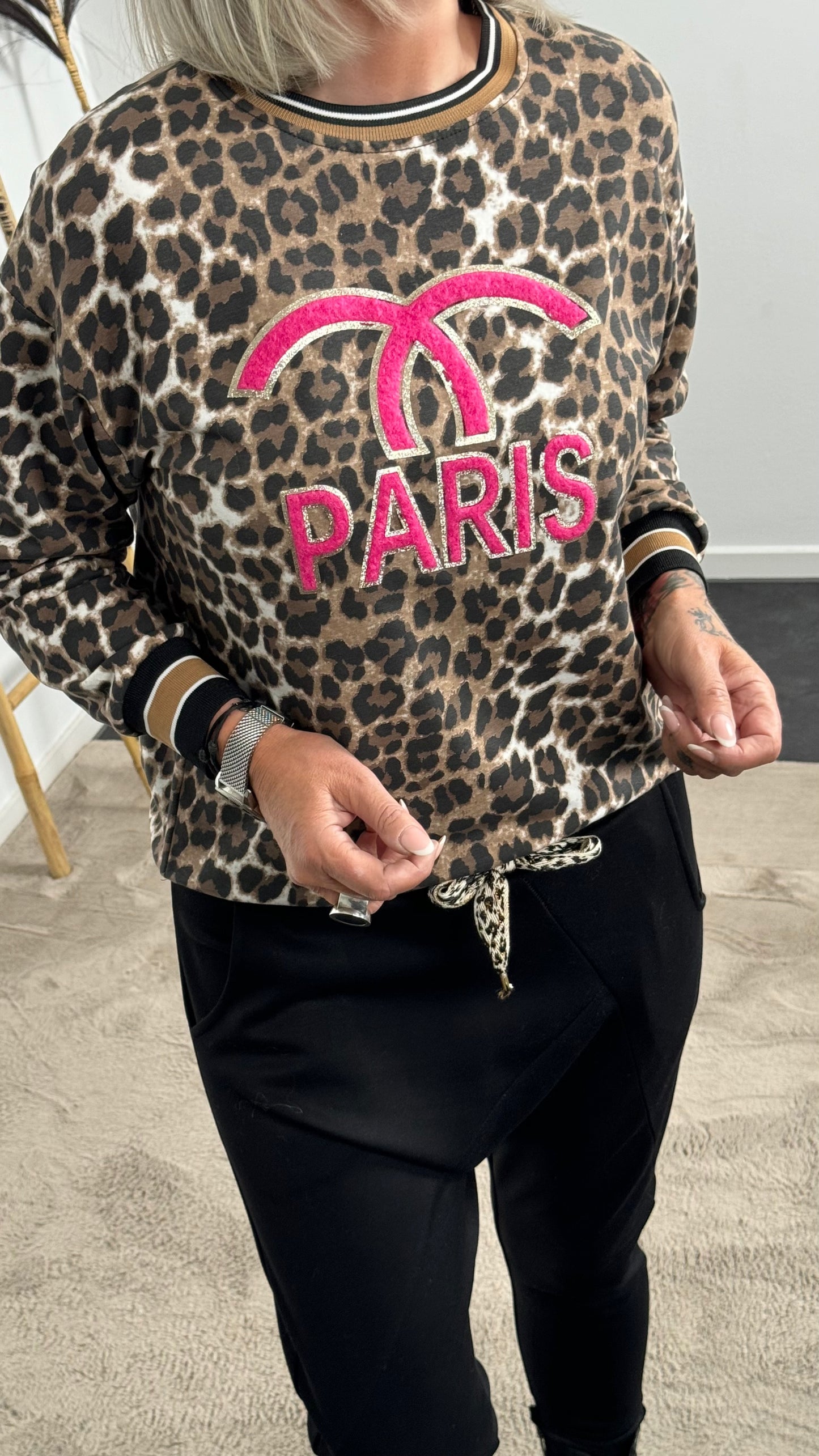 Sweatshirt "PARIS NO 2" - braun-leo