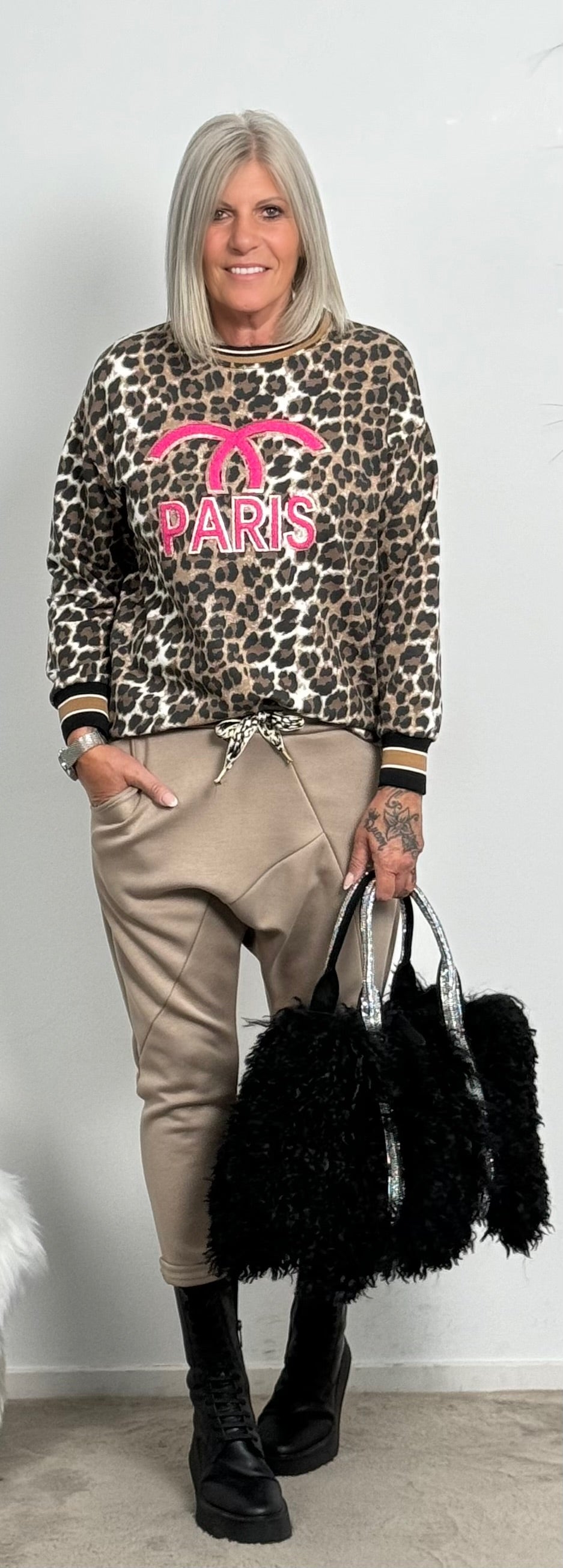 Sweatshirt "PARIS NO 2" - bruin-leo