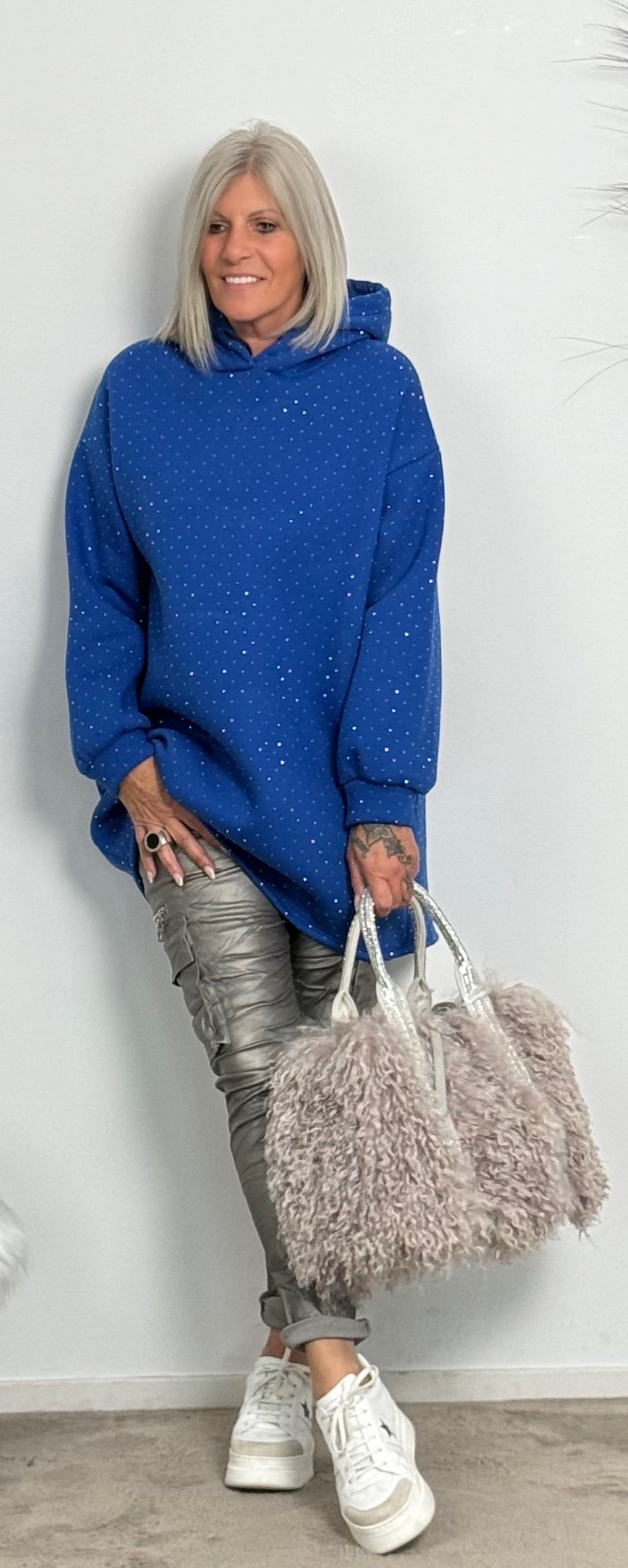 Long Hoodie mit Glitzersteinchen allover "Mel" - royalblau