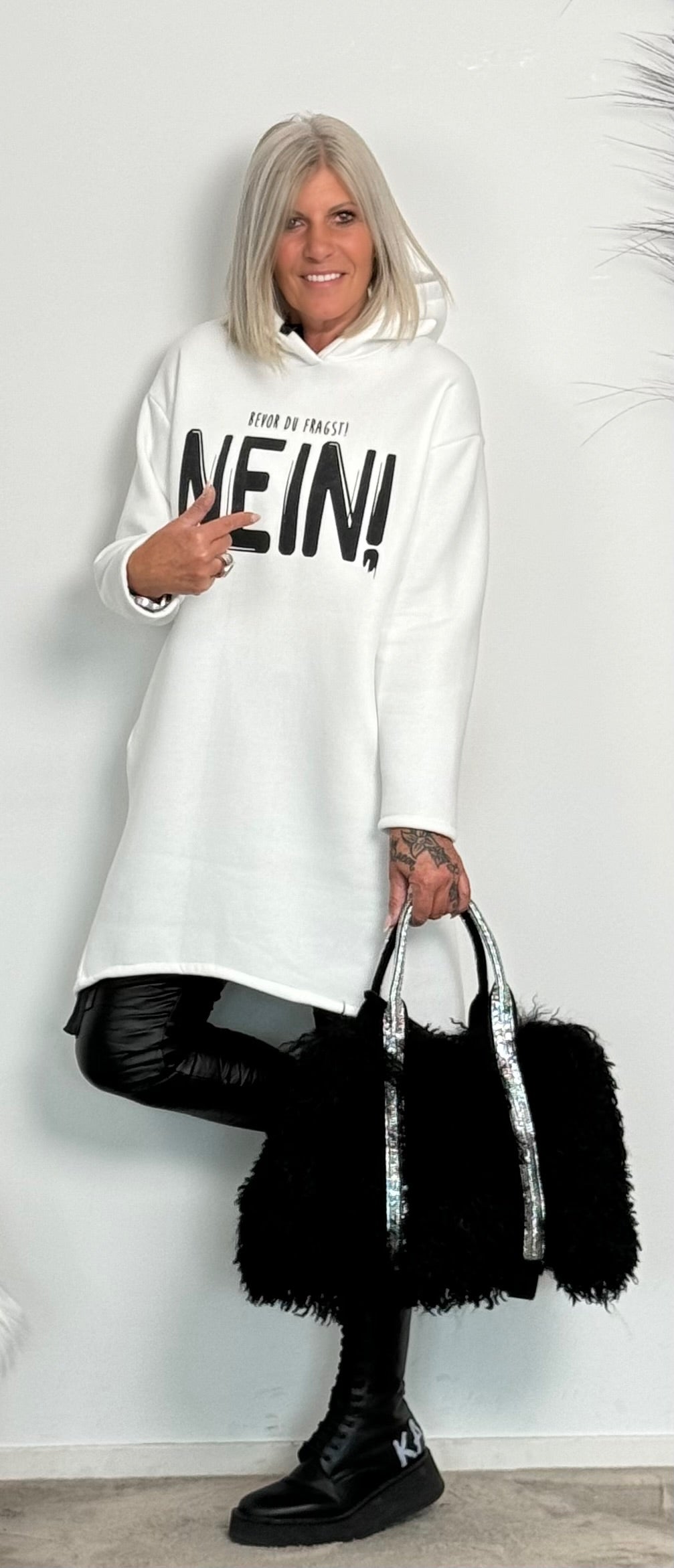 Long Hoodie "Bevor du fragst NEIN" - weiss