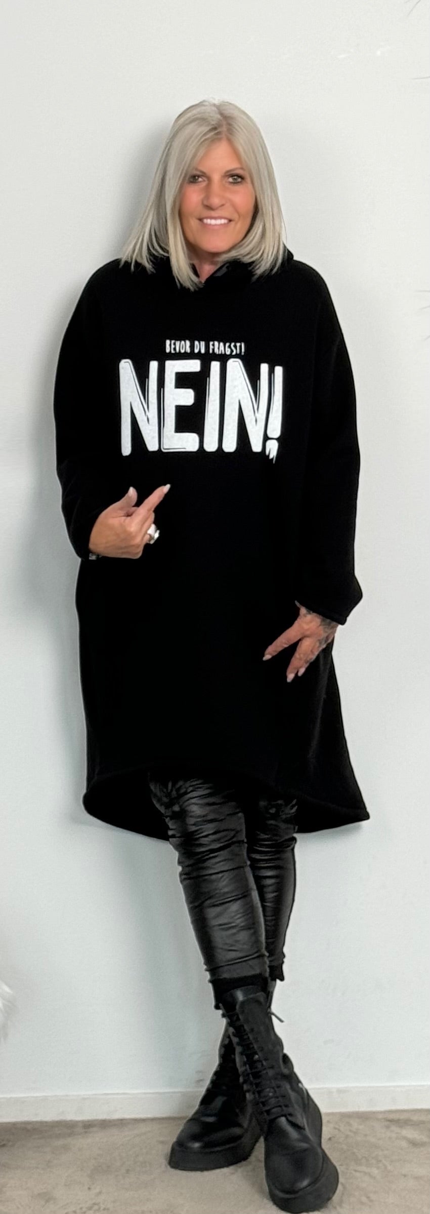 Long Hoodie "Bevor du fragst NEIN" - schwarz