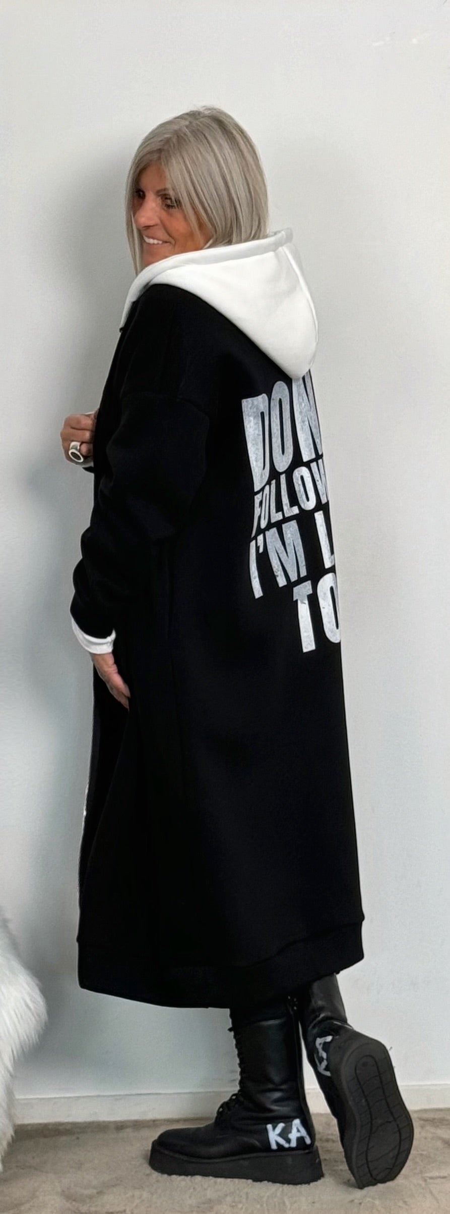 Sweatshirt coat "Don't follow..." - black