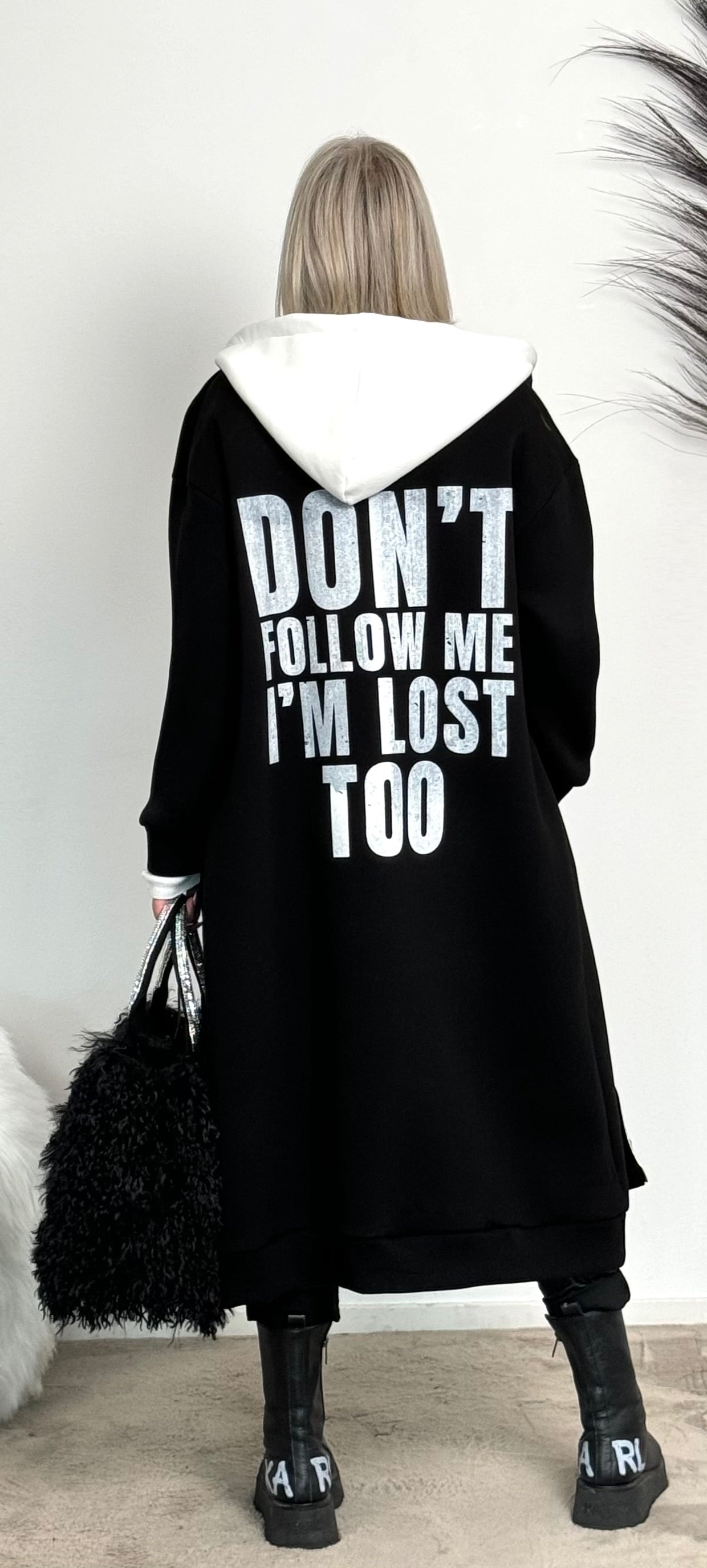 Sweatshirt coat "Don't follow..." - black