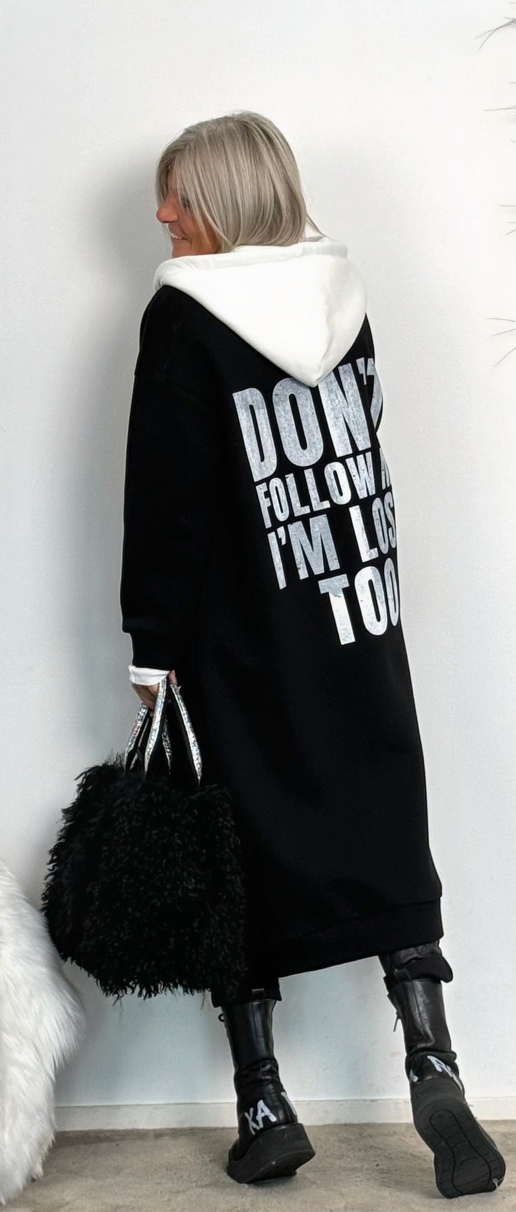 Sweatshirtjas "Don't follow..." - zwart