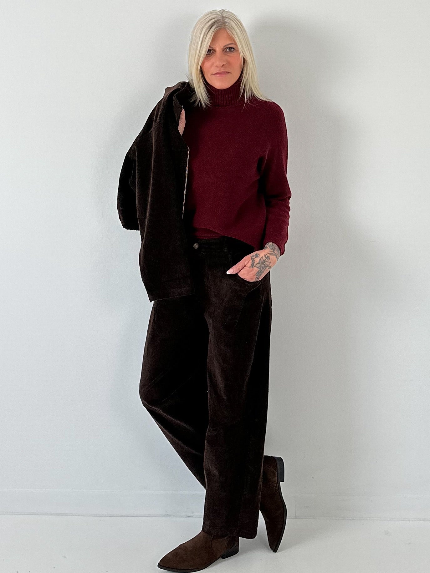 Turtleneck sweater model "Pure Comfort" - wine red