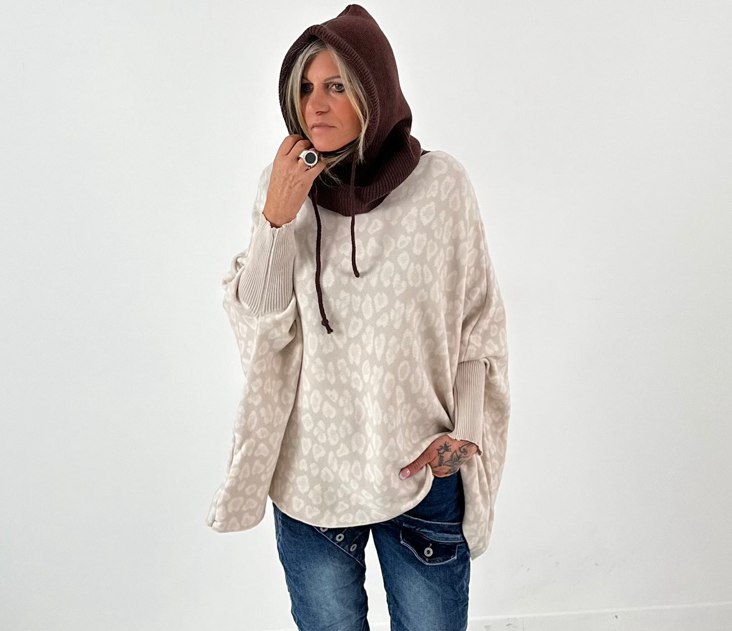 Hoed model "Lunacove" - ​​mokka