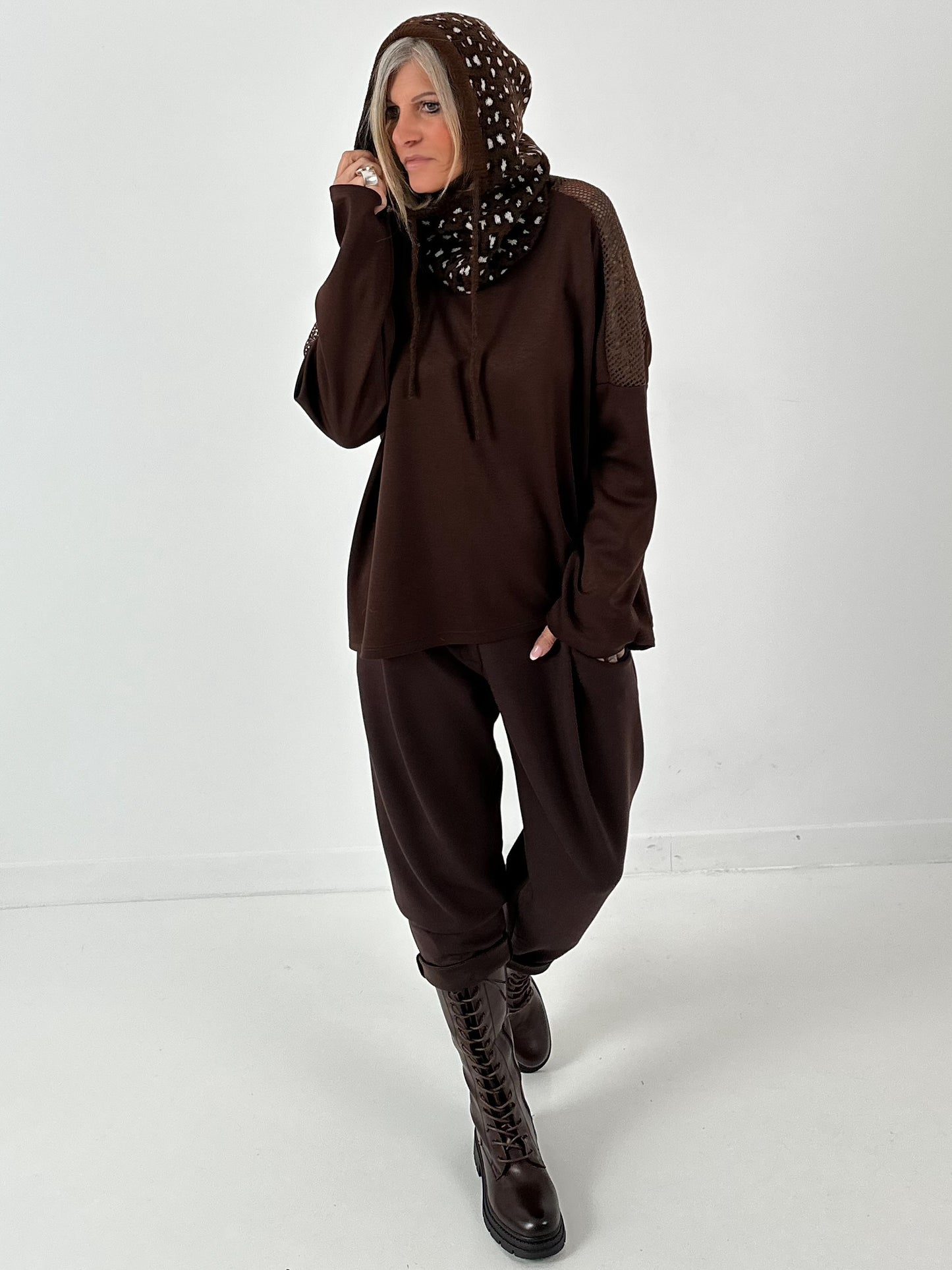 Hoedmodel "Lunacove" - ​​chocoladekleurig