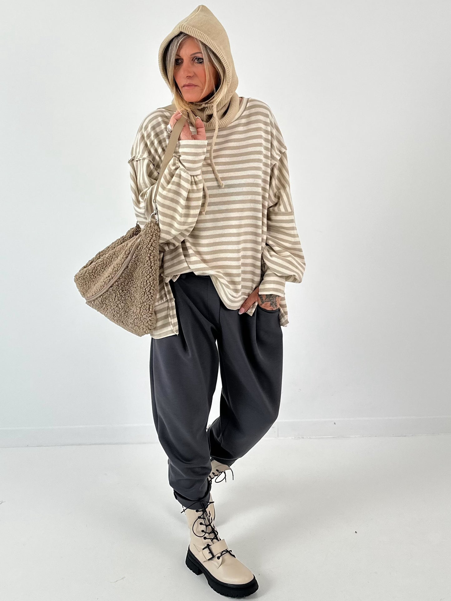 Hoedmodel "Lunacove" - ​​beige