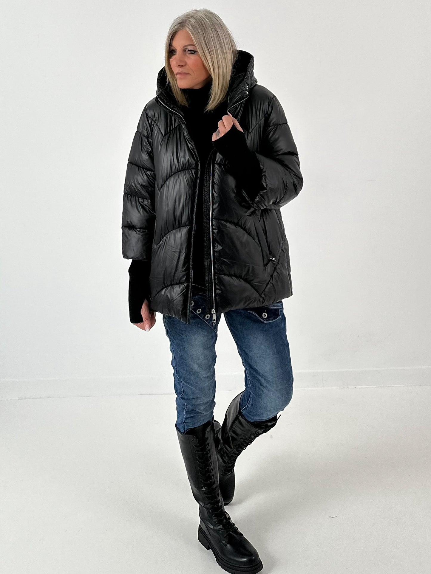 Jas model "Night Shift" - zwart