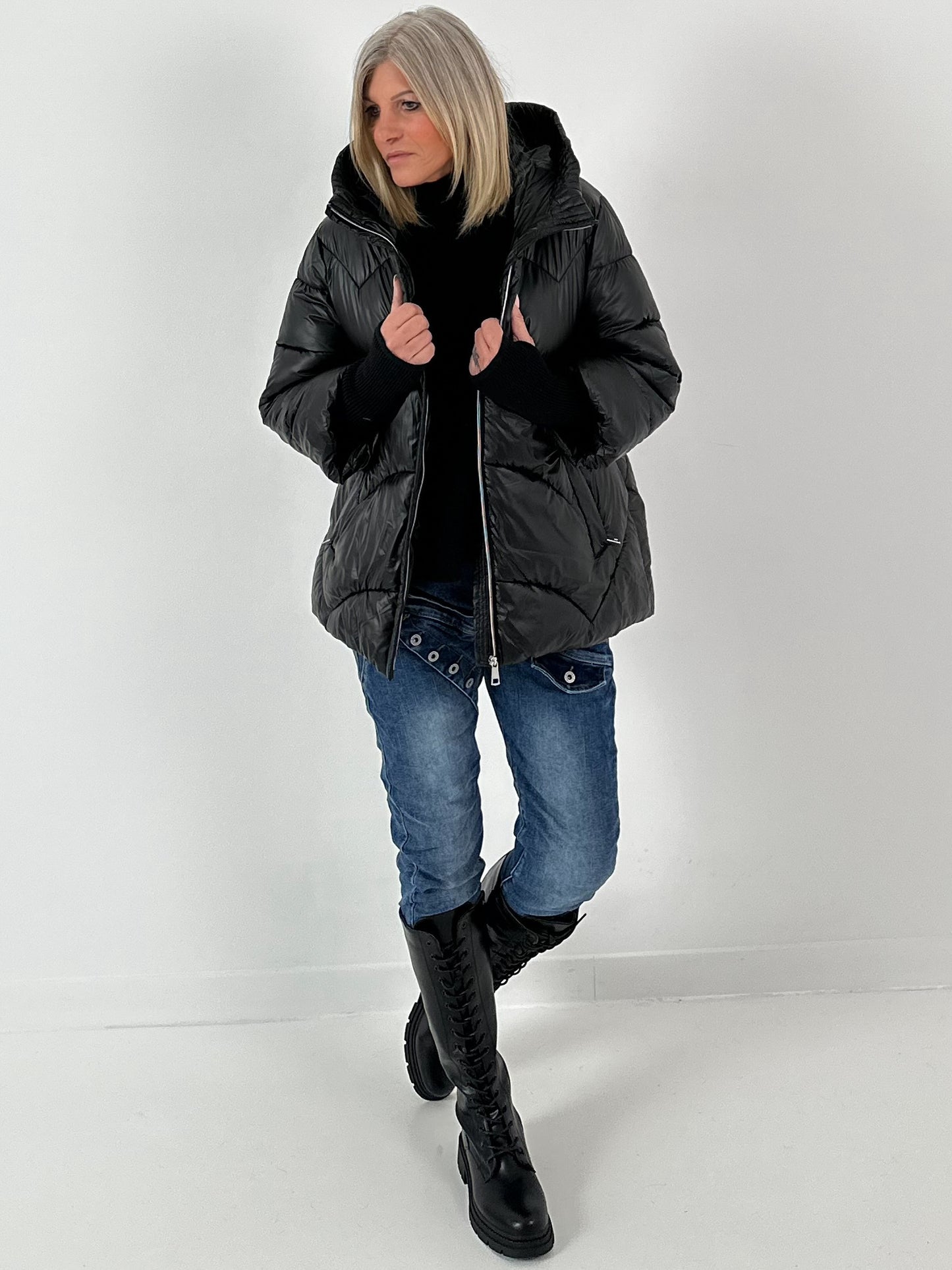 Jas model "Night Shift" - zwart