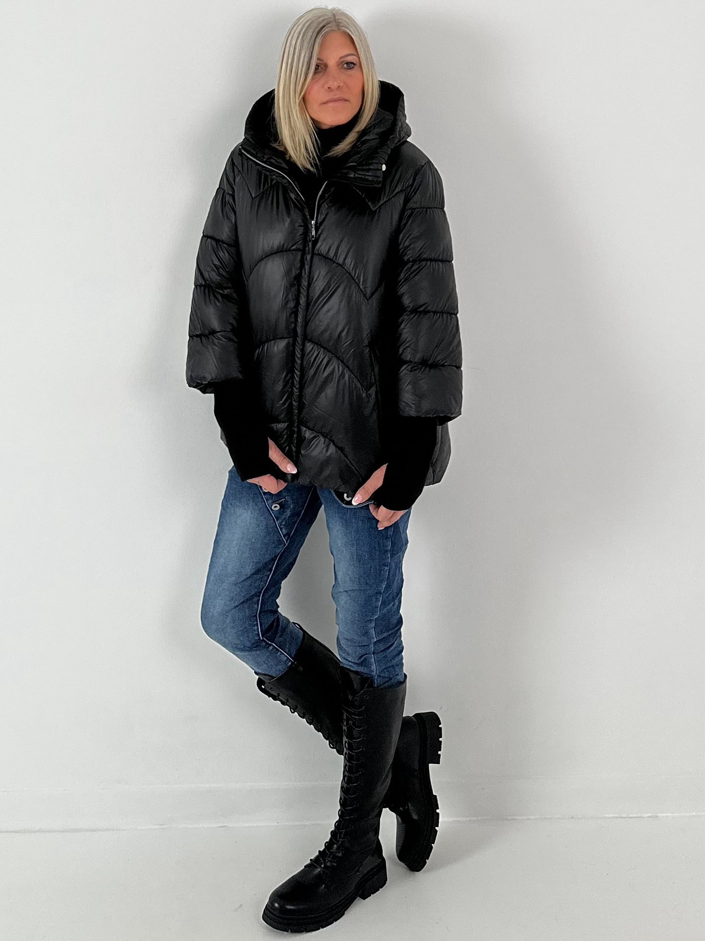 Jas model "Night Shift" - zwart