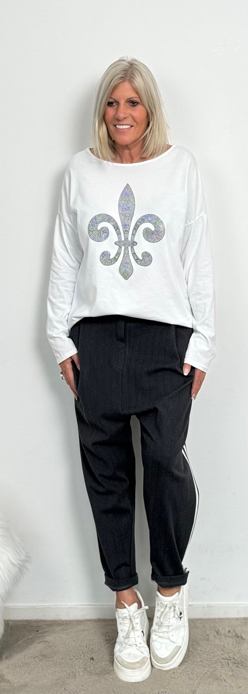 Shirt with glitter stones "Fleur-de-lis" - white