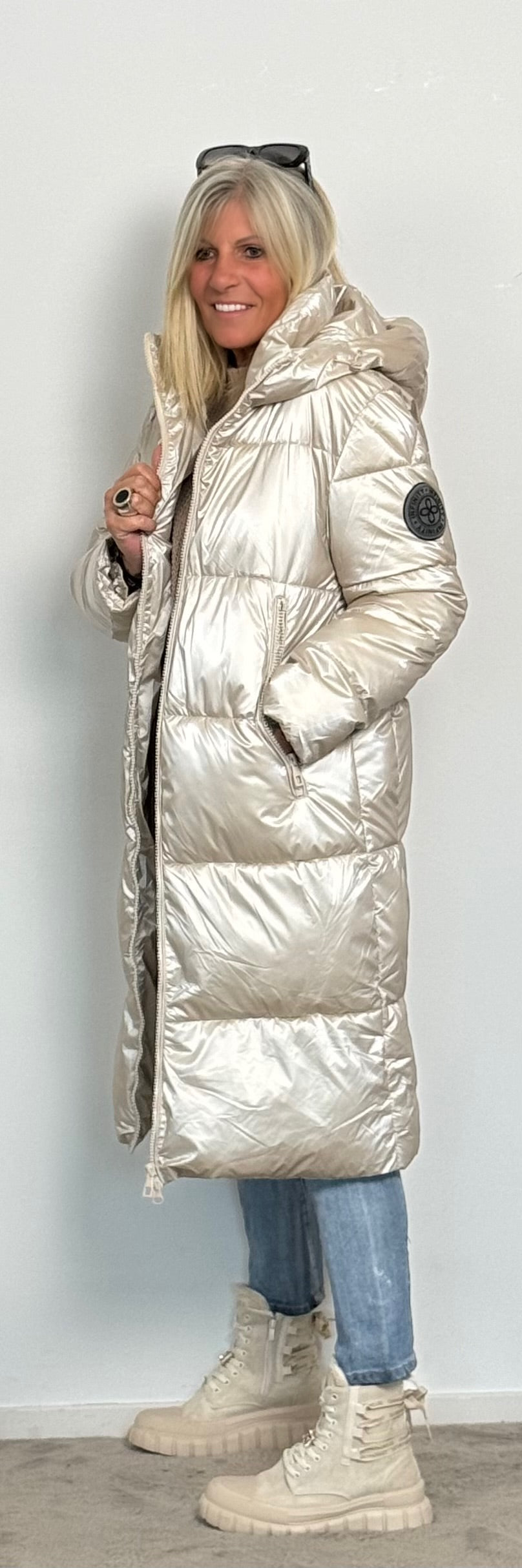 Quilted coat "Infinity" - beige