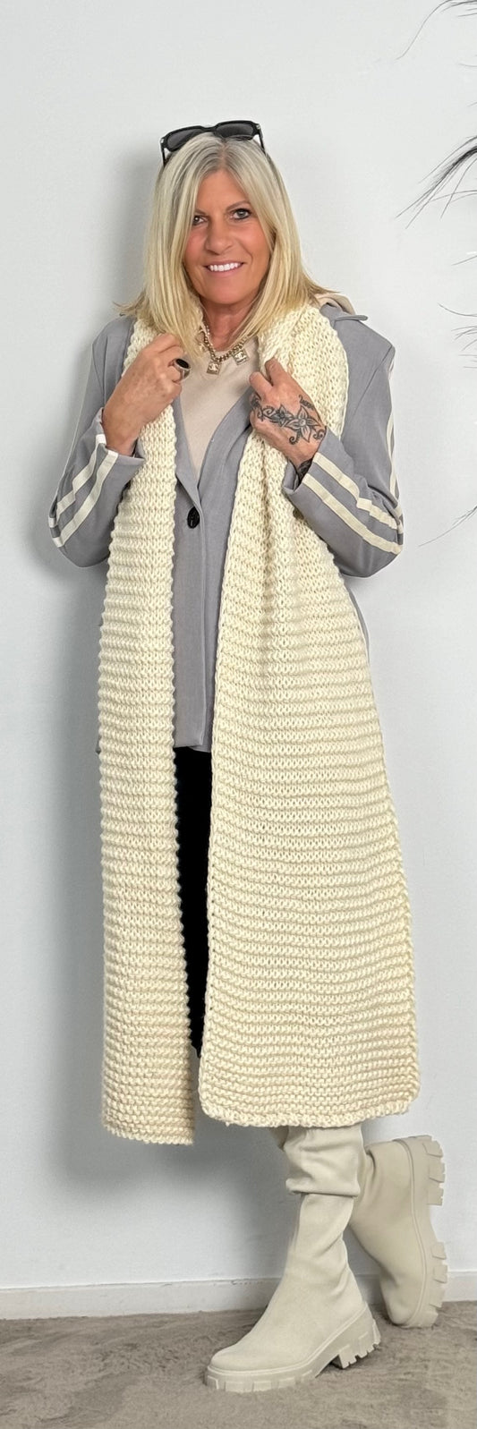 XXL chunky knit scarf "Holly" - beige