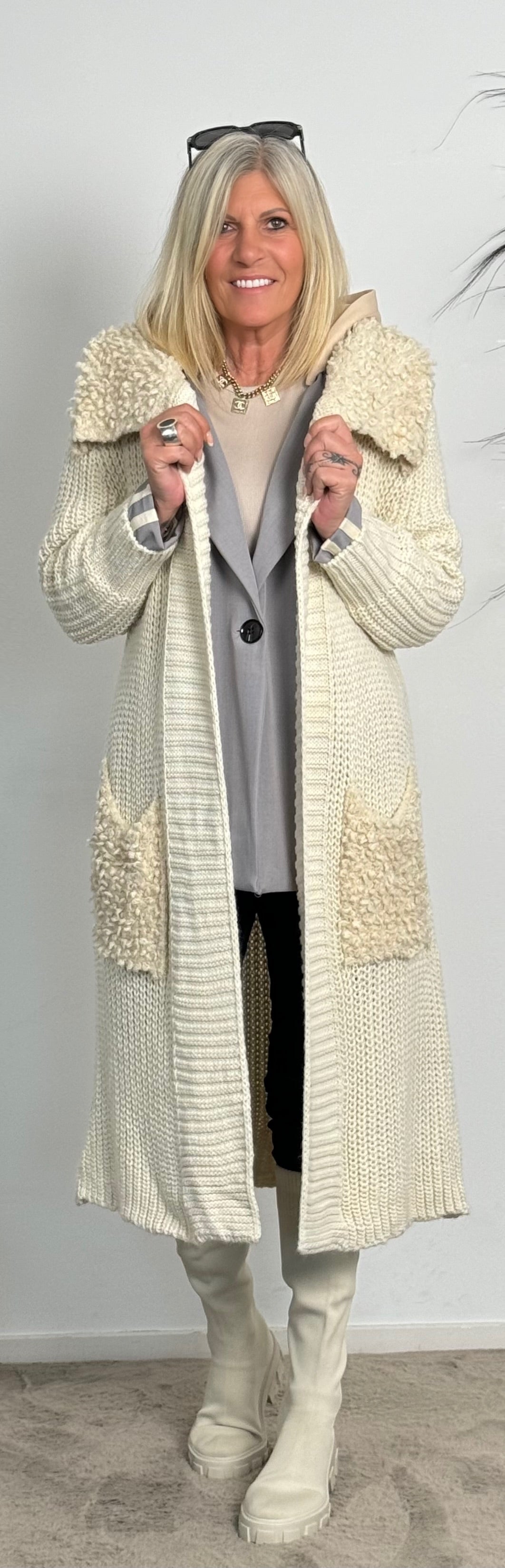 Chunky knit coat "Svenja" - beige