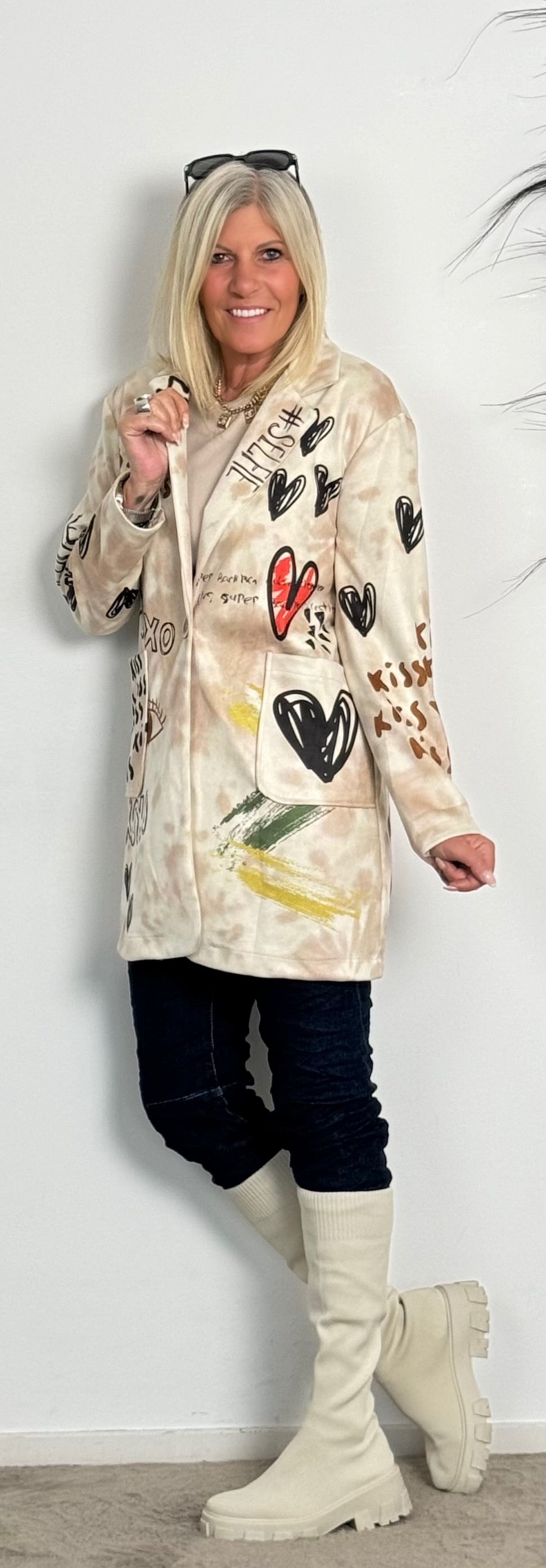 Washed leather coat "Kiss" - beige-multi-coloured