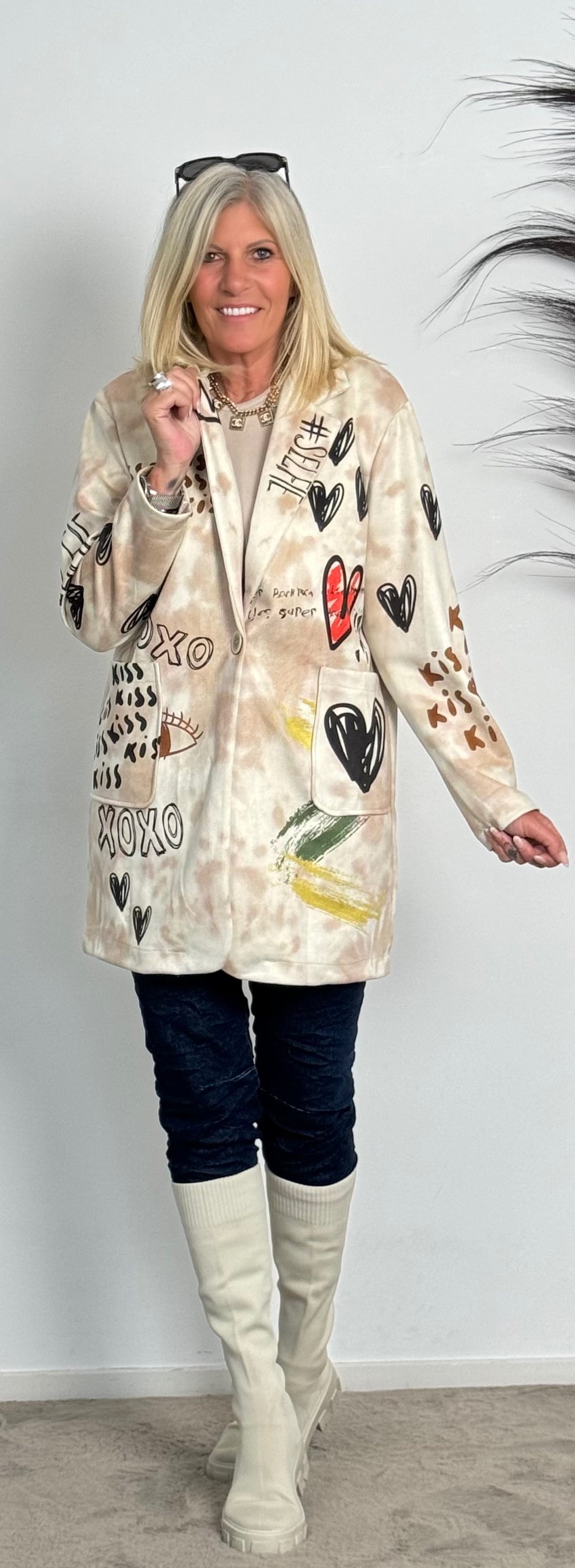 Washed leather coat "Kiss" - beige-multi-coloured