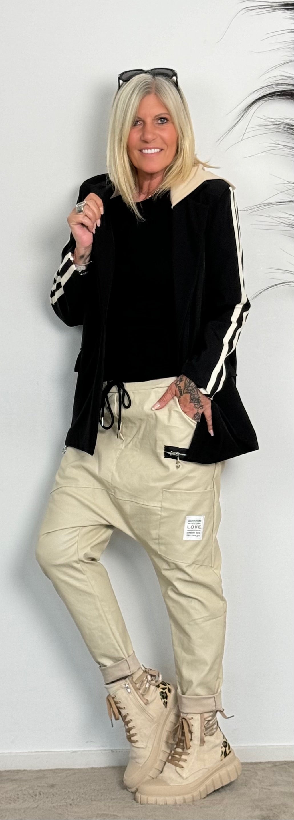 Imitatieleren baggy broek "Dela" - beige