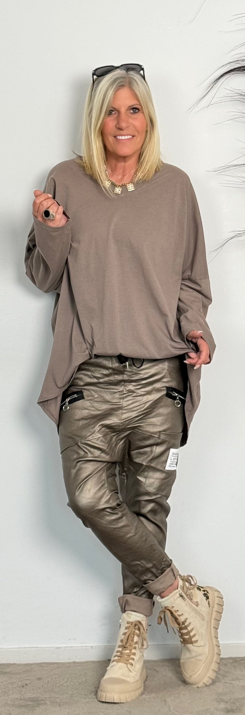 Imitation leather baggy pants "Dela" - bronze