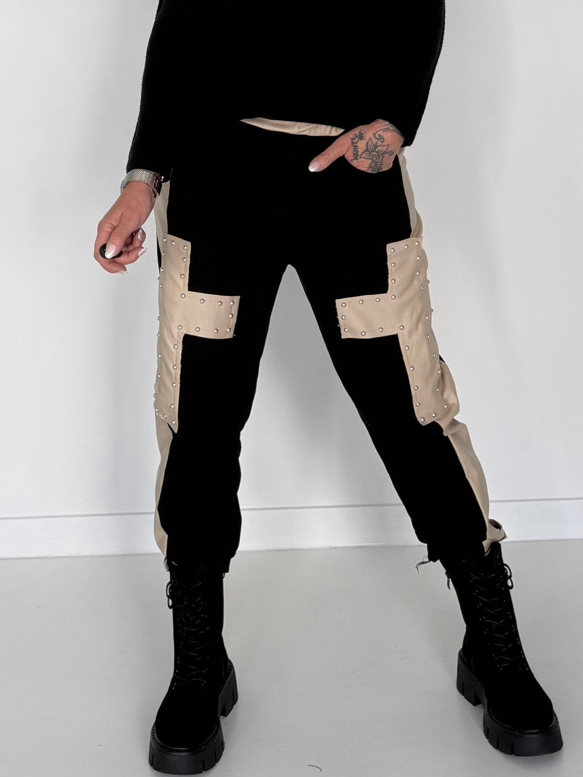 Sweathose im Materialmix - schwarz-beige