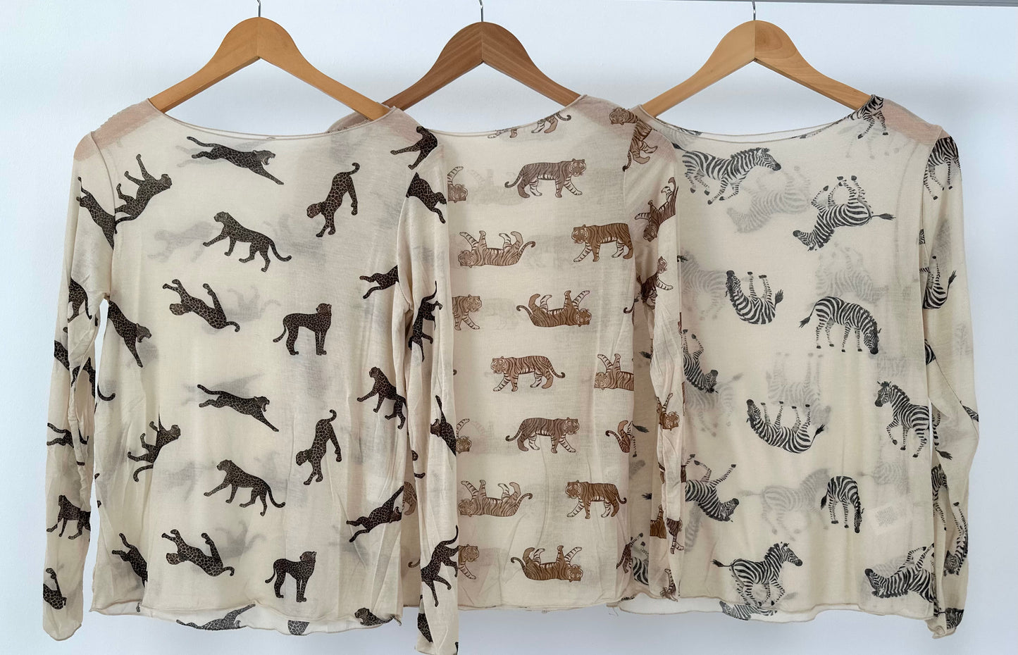Cashmere Shirt mit Tierprint Muster - Tiger/Leopard/Zebra